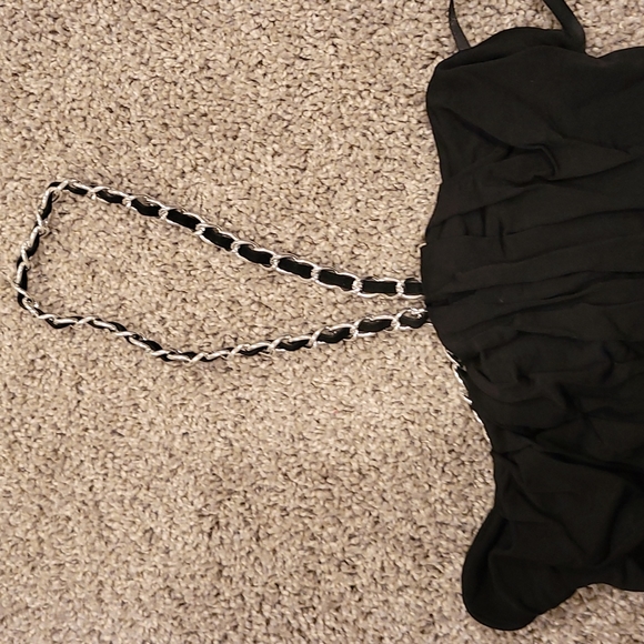 Top - Picture 3 of 5